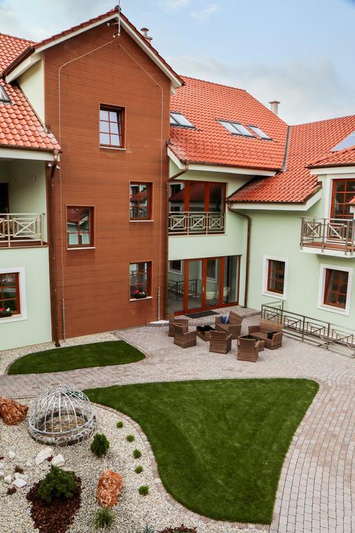 Penzion Tri Koruny Spisska Stara Ves Ngoại thất bức ảnh